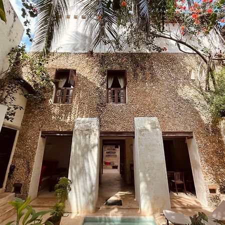 Authentic Swahili Style Villa Milele House ラム エクステリア 写真