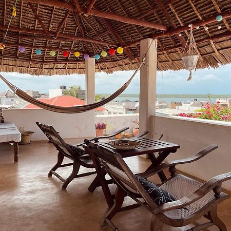 Authentic Swahili Style Villa Milele House ラム エクステリア 写真